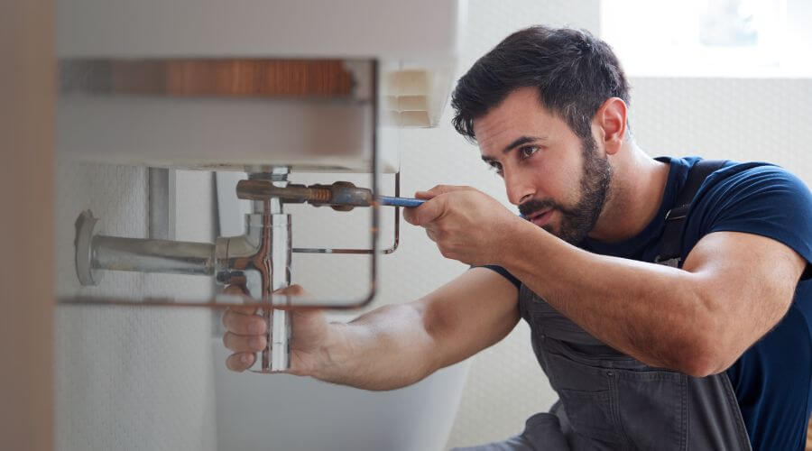 Sink pipe leak repair in Artesia, NM